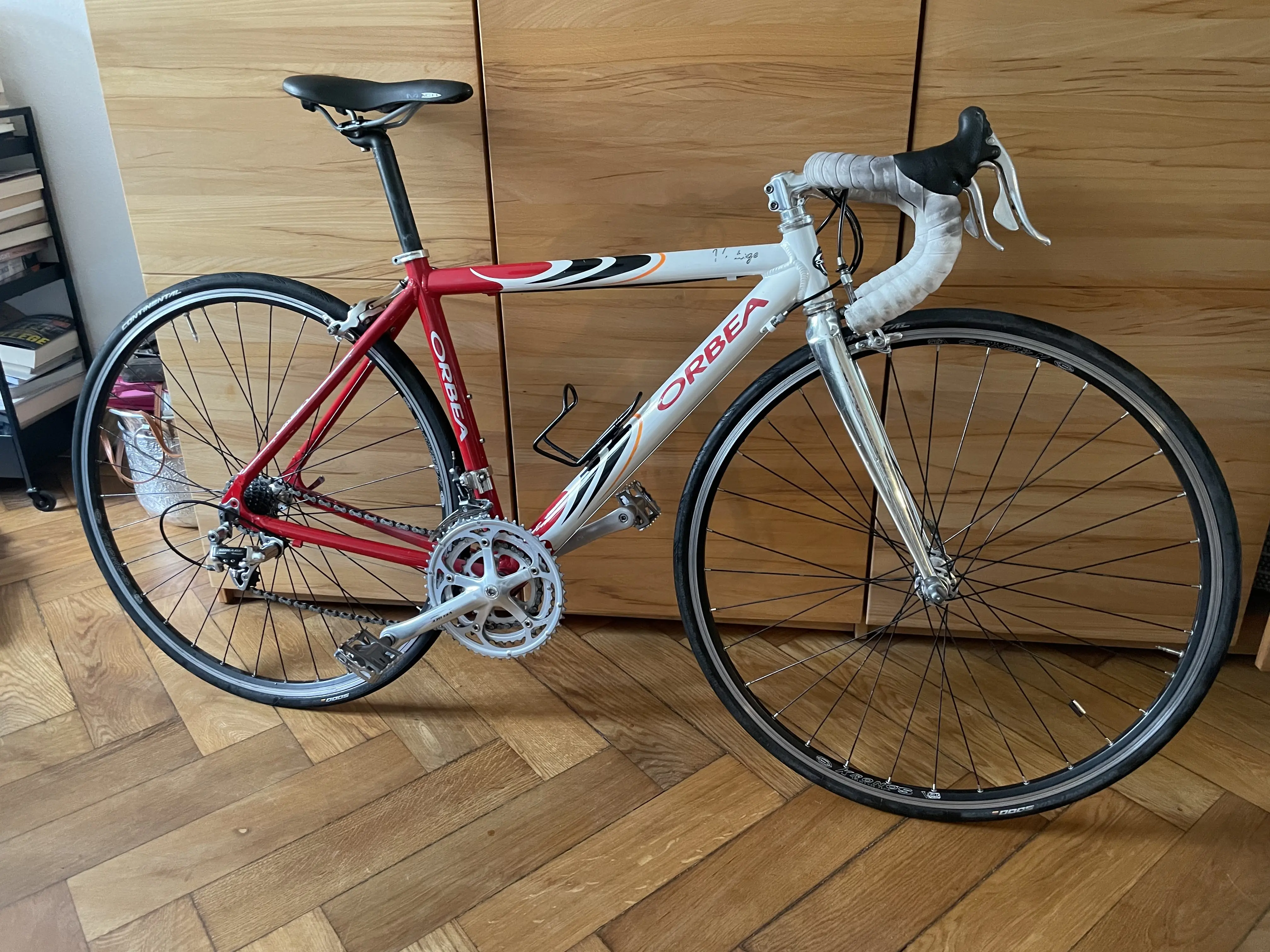 Vintage orbea on sale road bike