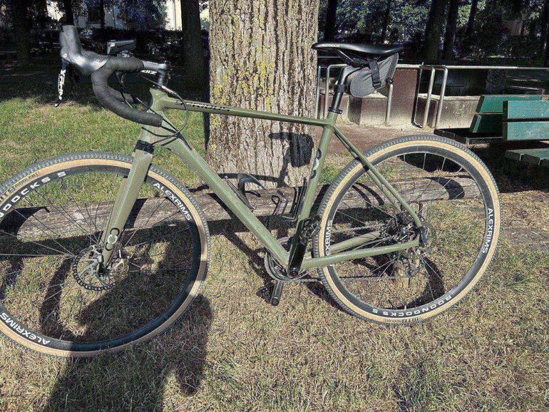 Used Serious Gravix Comp 2021 Road & Gravel, Green — image 1 of 6