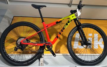 Gebrauchtes Trek Supercaliber 9.8 XT 2023 MTB