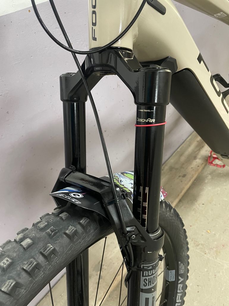 Used Focus SAM2 6.8 2021 Mountainbike, Light Gray — image 16 of 16