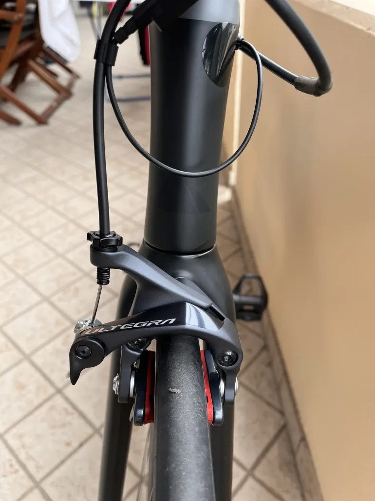 Used Canyon Ultimate CF SL 8.0 Di2 2018 Road & Gravel, Black — image 5 of 8