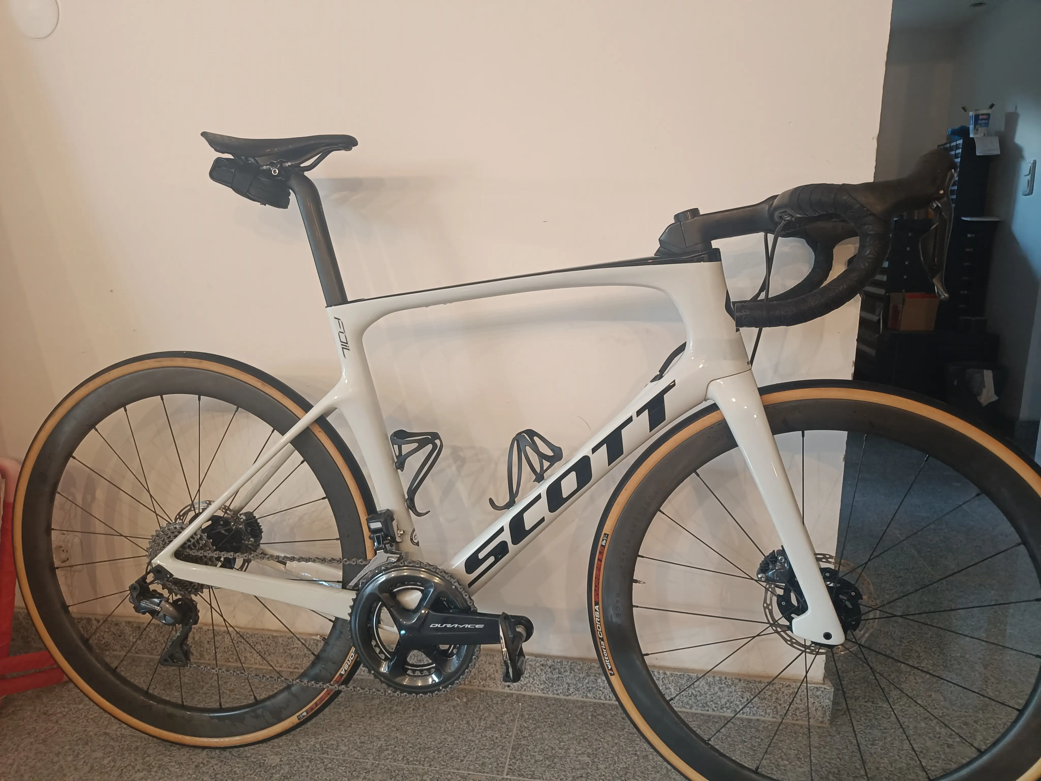 Scott Foil 10 disc used in LG buycycle HR