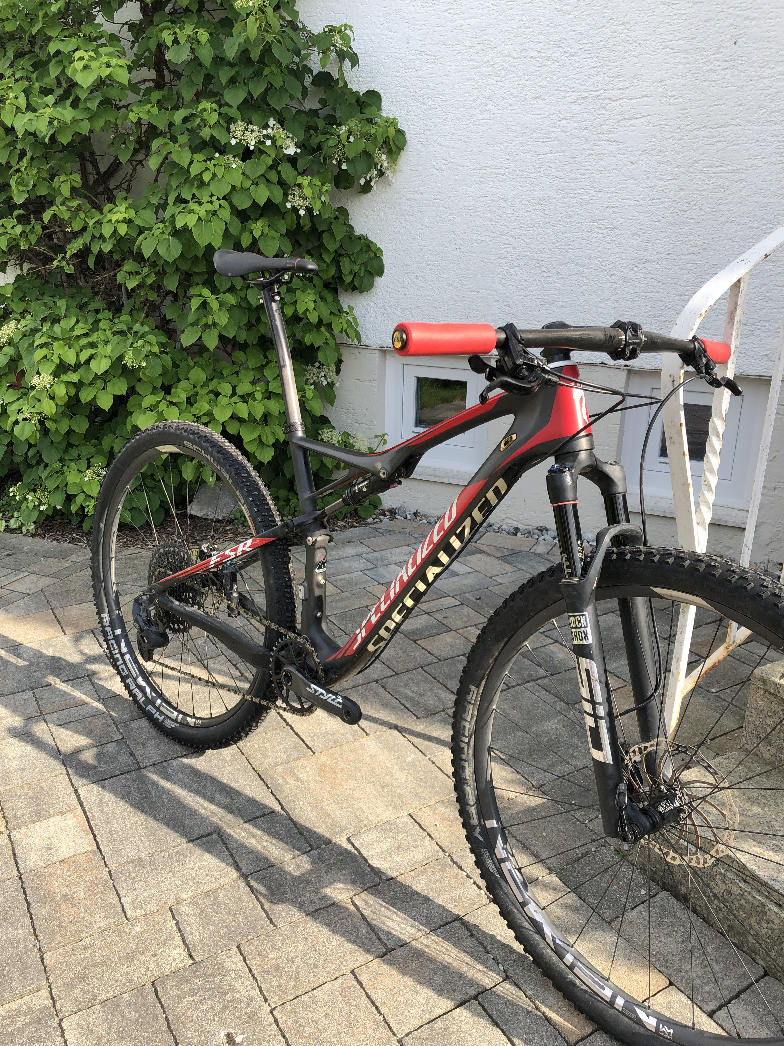 Specialized epic expert online 2016