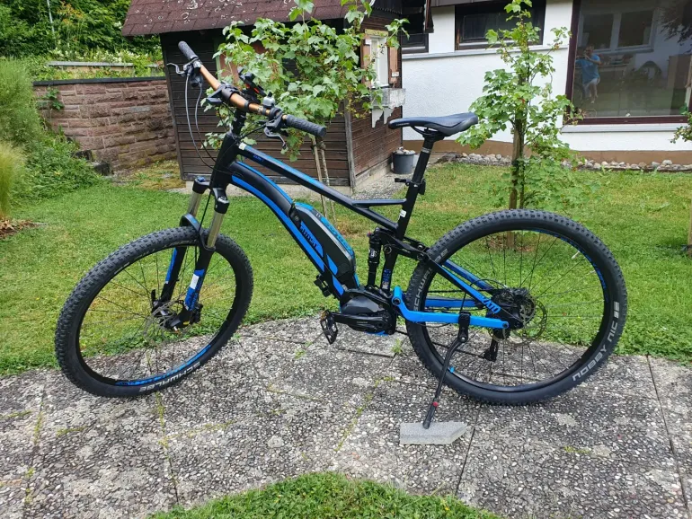 Used Ghost Hybride Kato FS S3.9 AL 2018 Mountainbike — image 1 of 11
