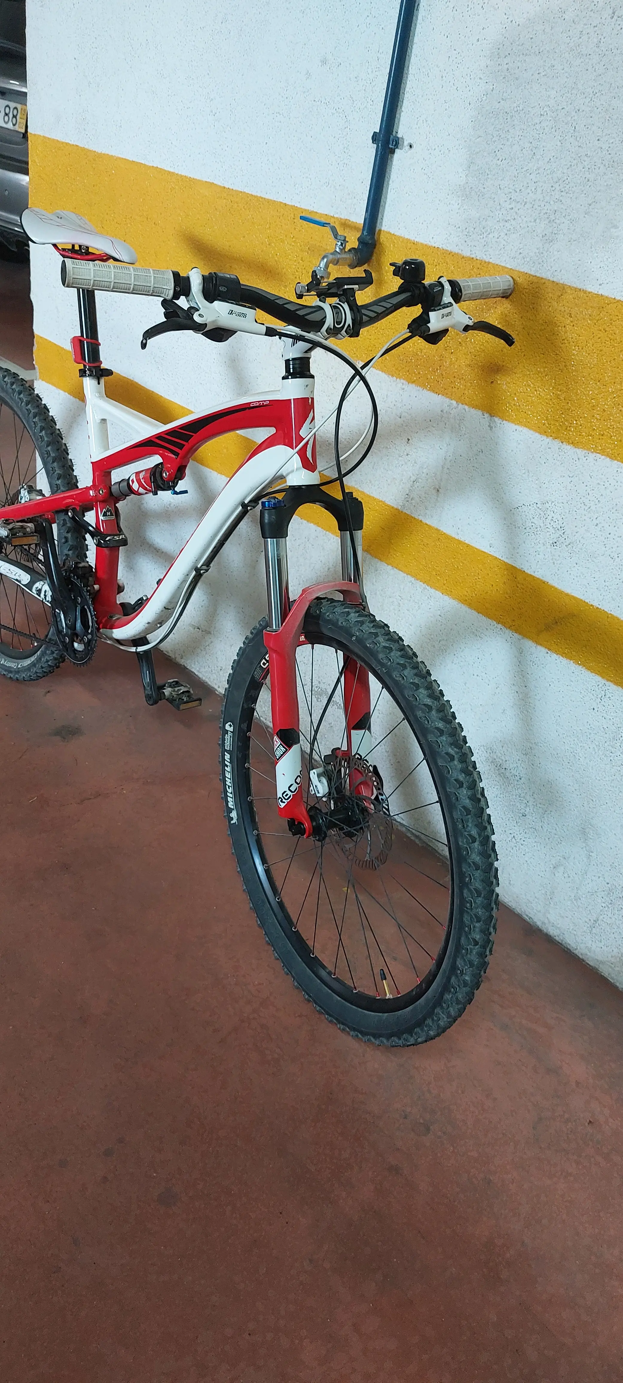 Specialized camber comp 2011 best sale for sale