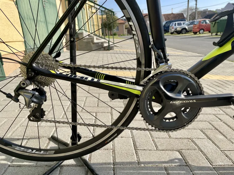 Giant TCR Advanced 1 used in LG buycycle