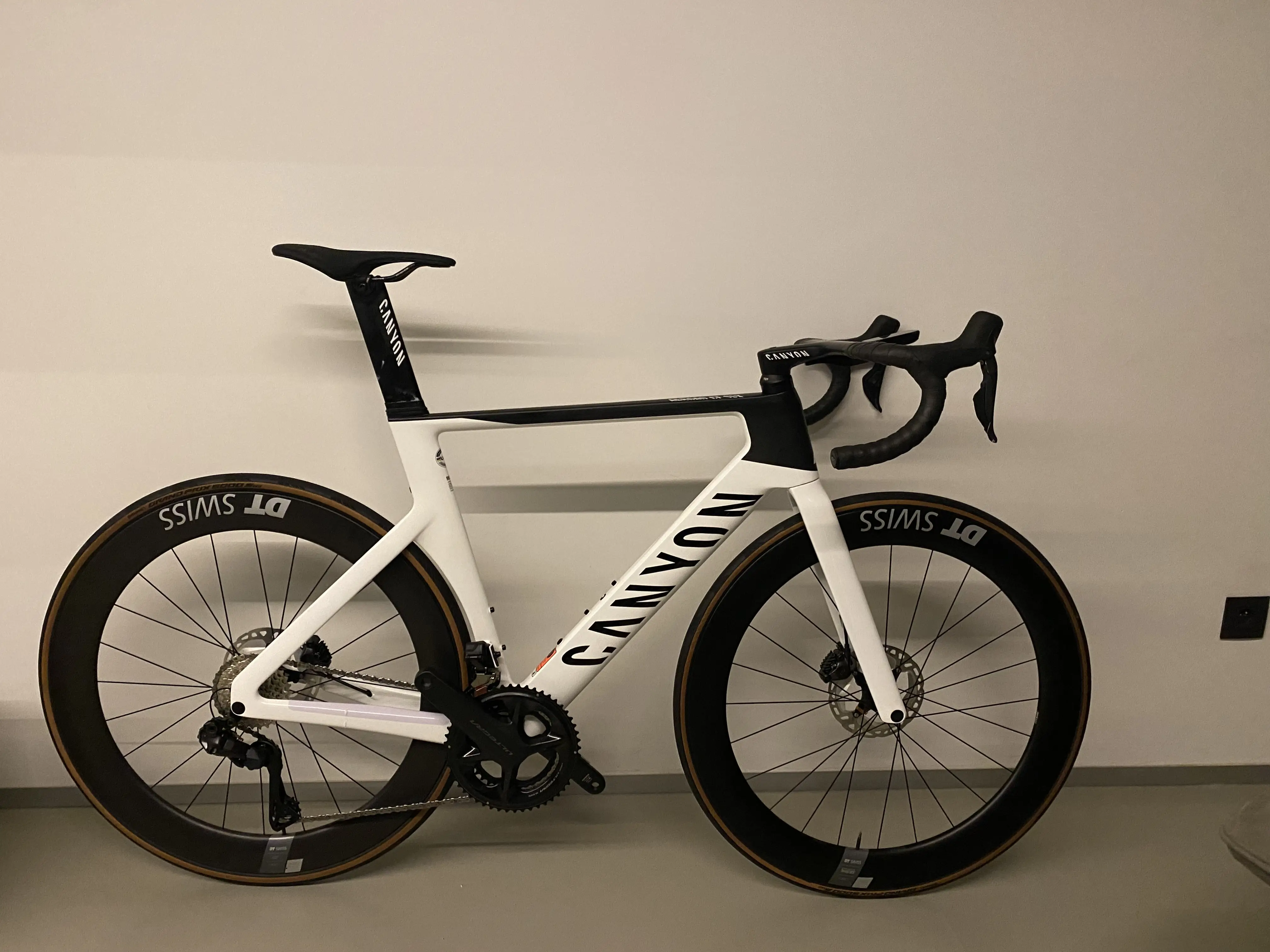 Canyon Aeroad Cf Slx Disc Di Gebraucht Kaufen Md Buycycle