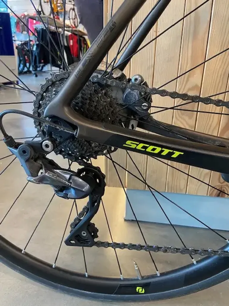 Scott addict cheap premium disc 2019