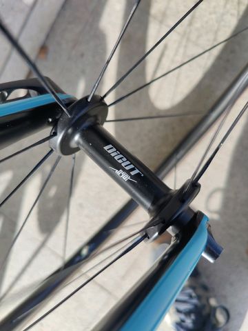 Używany BMC Teammachine SLR01 THREE 2019 Road & Gravel — zdjęcie 9 z 14