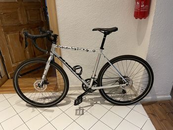 Used Kona ROVE 2021 Road & Gravel — image 1 of 7