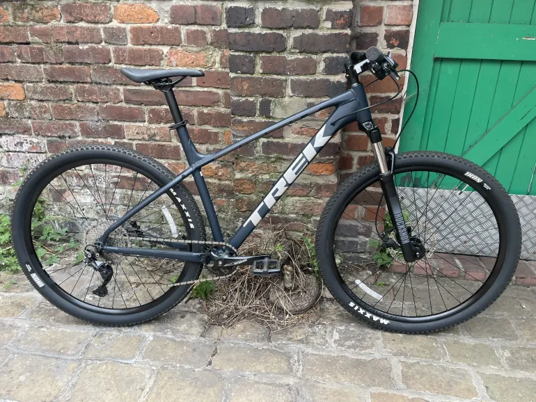 Used Trek Marlin 7 Gen 2 2023 Mountainbike — image 1 of 7