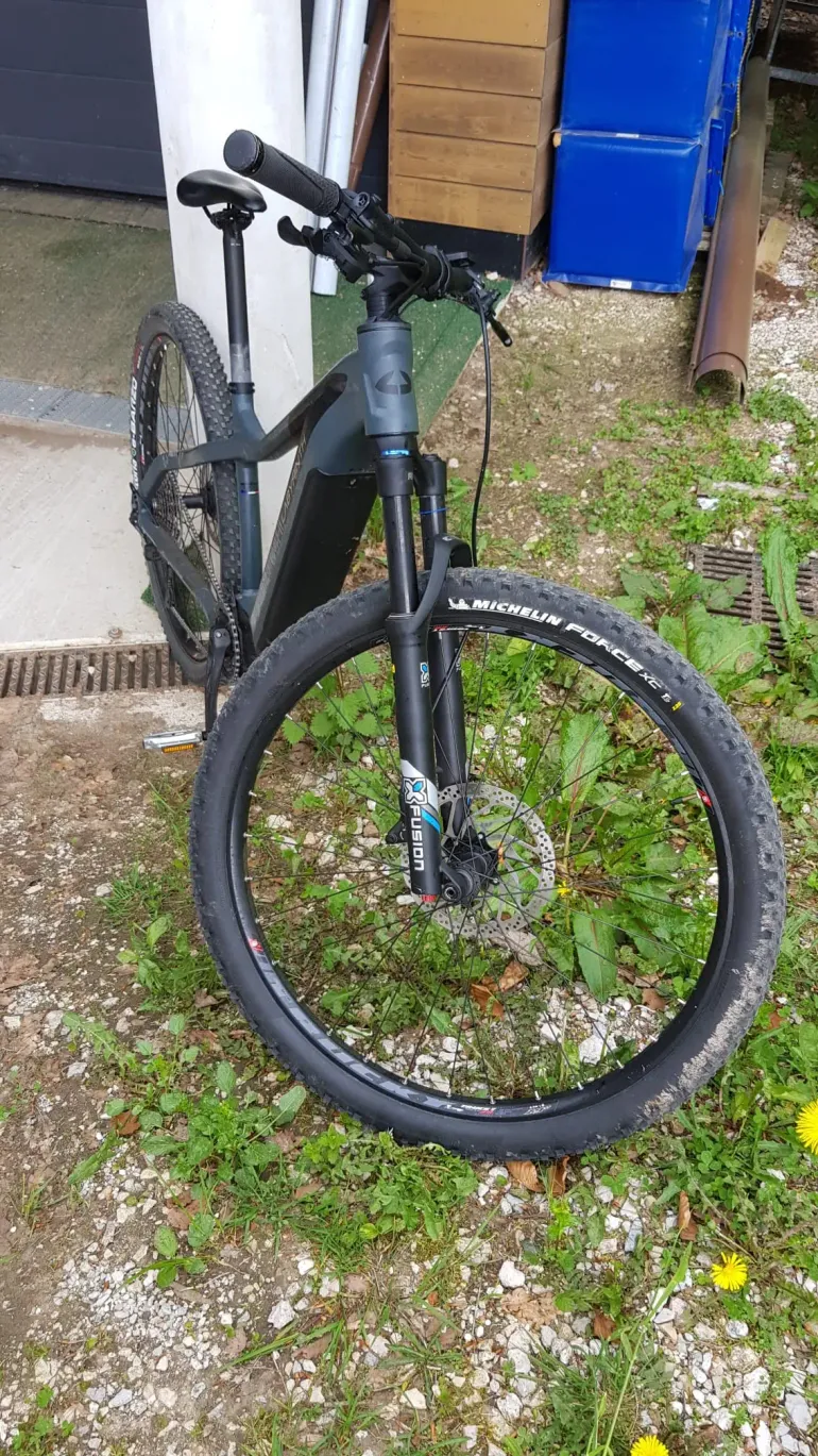 Used Labyrinth E-Icarus 2022 Mountainbike, Light Gray — image 2 of 3