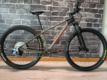 Orbea - ALMA M50, 2022