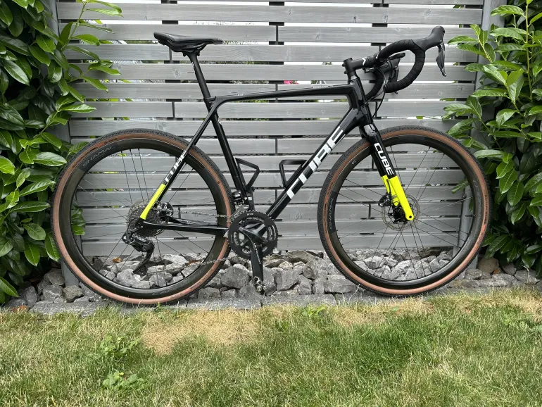 Cube cross race c62 best sale team edition