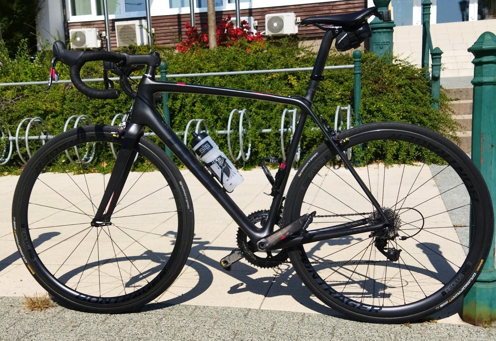 Trek emonda best sale slr 10