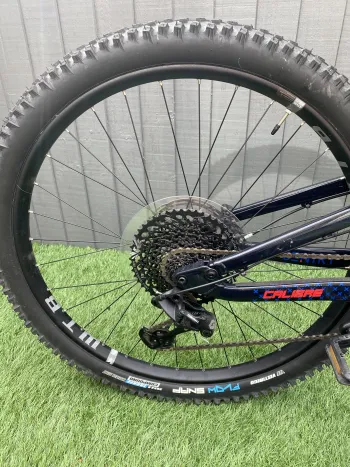 Used Calibre SENTRY PRO 2021 Mountainbike, Blue — image 11 of 11