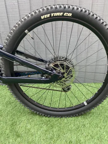 Used Calibre SENTRY PRO 2021 Mountainbike, Blue — image 7 of 11