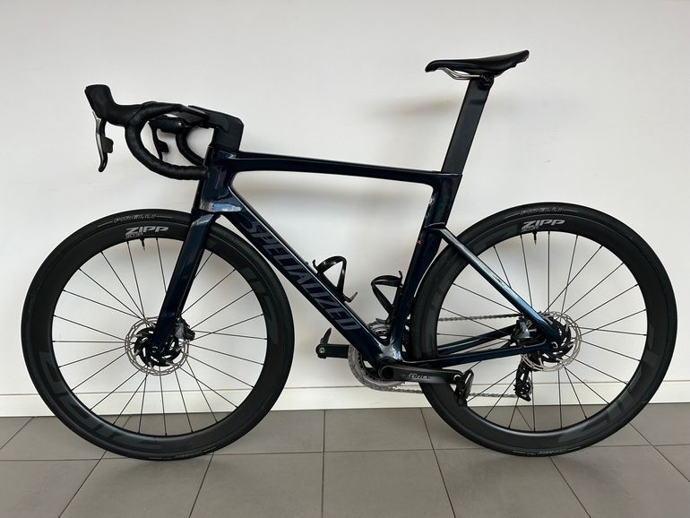 Specialized Venge Pro used in L | buycycle