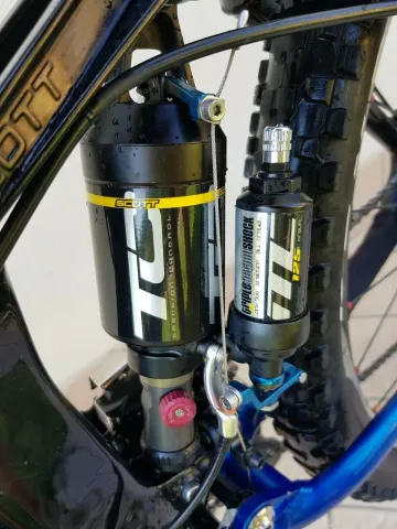 Used Scott Genius XTR 2014 Mountainbike, Blue — image 3 of 6