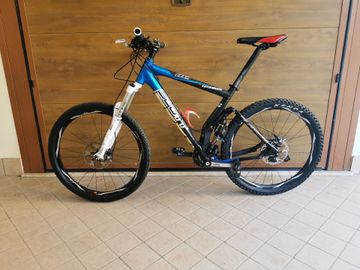 Used Scott Genius XTR 2014 Mountainbike, Blue — image 6 of 6