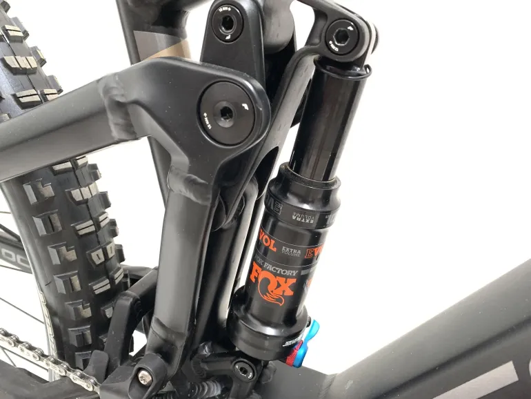 Used Focus Jam 2 6.7 Mountainbike, Black — image 5 of 9