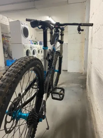 Used YT Industries Tues 2.0 2014 Mountainbike — image 3 of 3