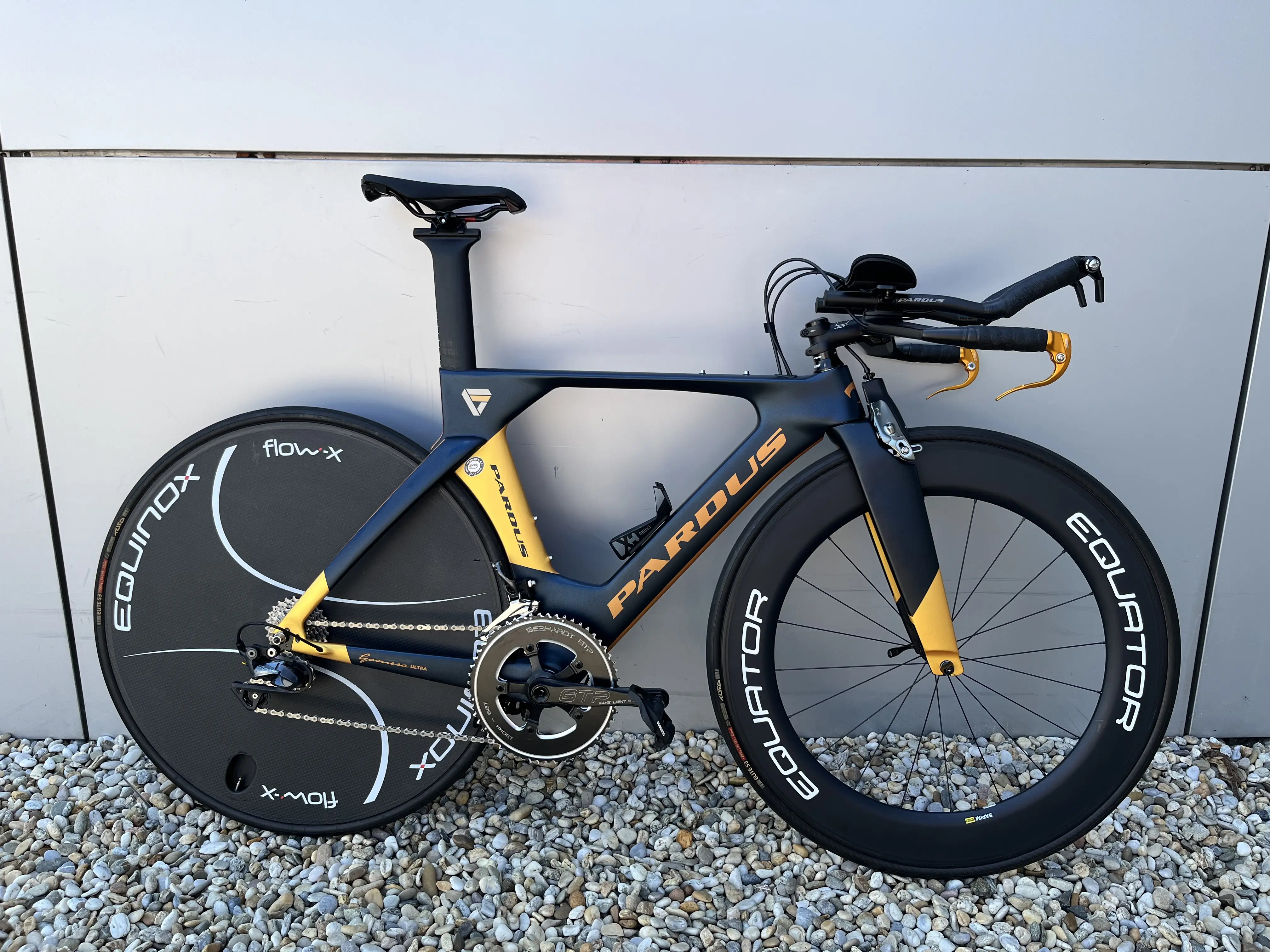 Pardus store triathlon bike