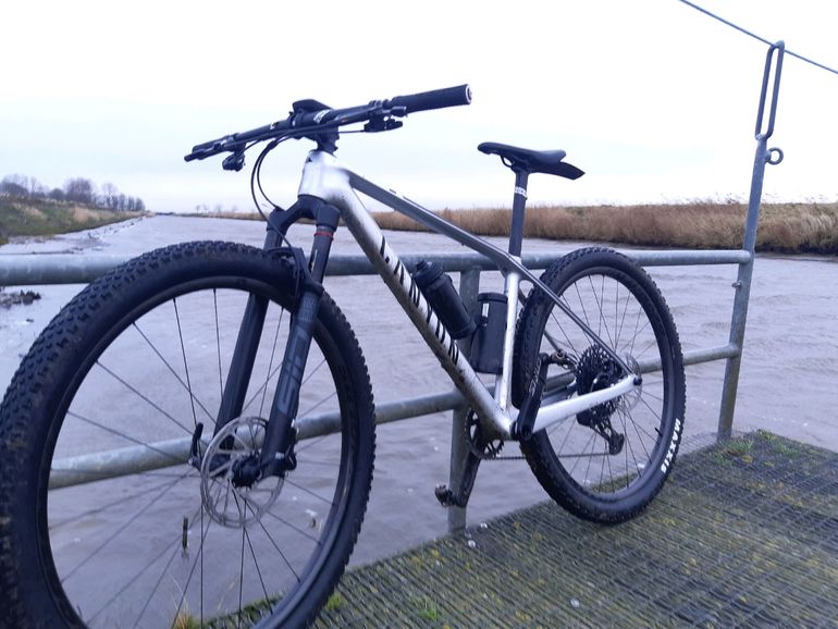 Used Canyon Exceed CF 7 2021 Mountainbike — image 1 of 4
