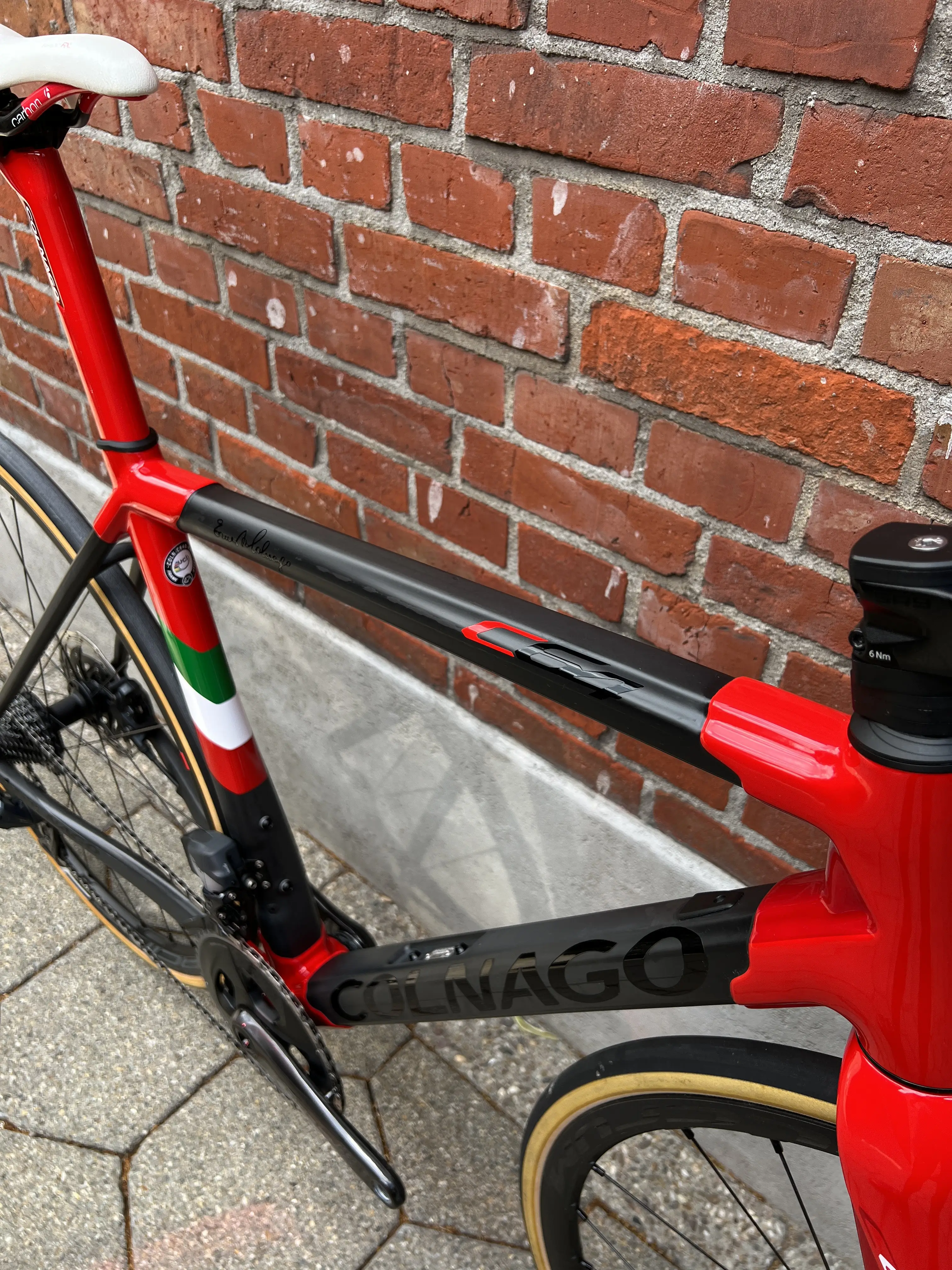 Colnago 2024 c64 red