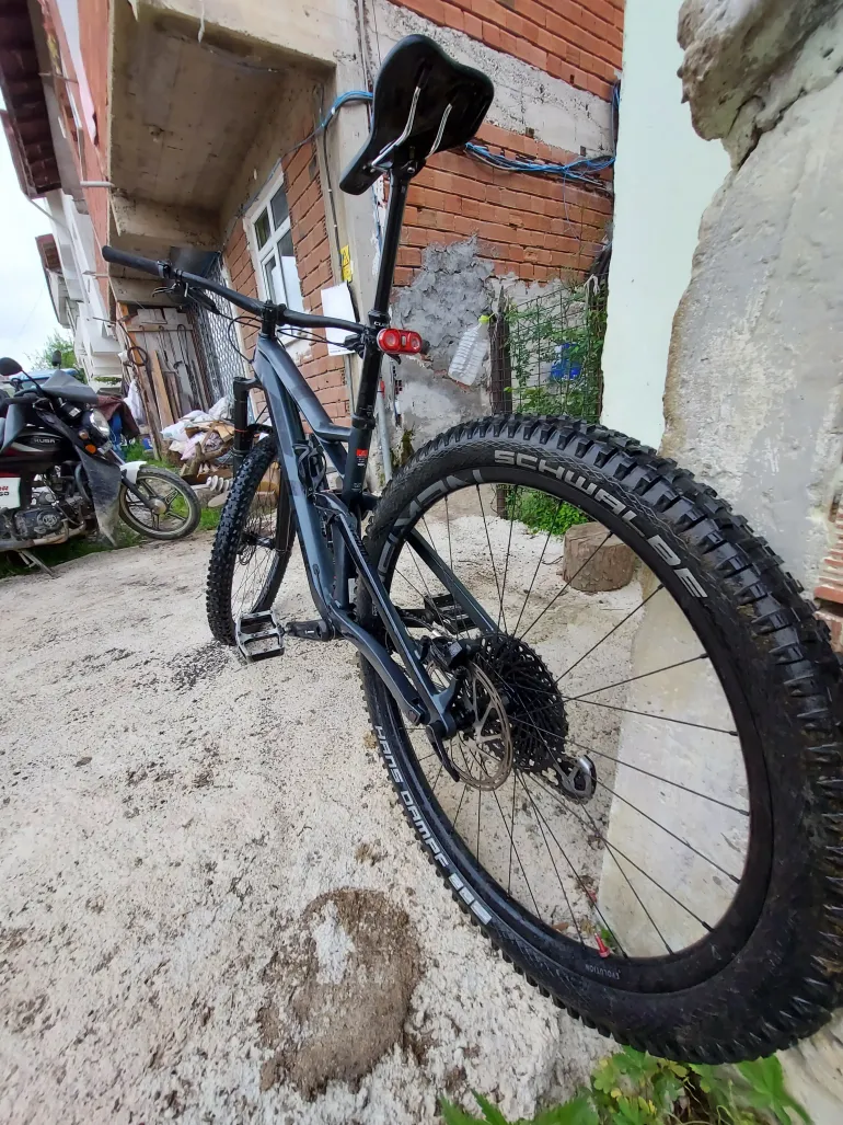 Used CUBE Cube streo 150mm enduro 2019 Mountainbike, Light Gray — image 2 of 3