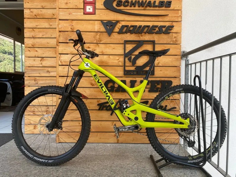 Used Evil Insurgent 27, 5" 2022 MTB