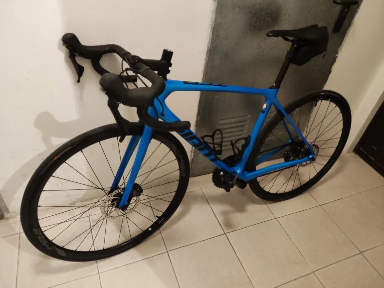 Used Giant TCR Advanced 1 Disc Pro Compact 2020 Road & Gravel, Blue — image 3 of 12