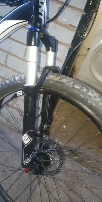Used Giant Gaint xtc 2012 Mountainbike, Negro — image 4 of 4