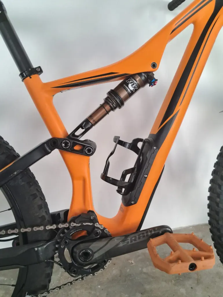 Specialized stumpjumper fsr expert best sale carbon 2017