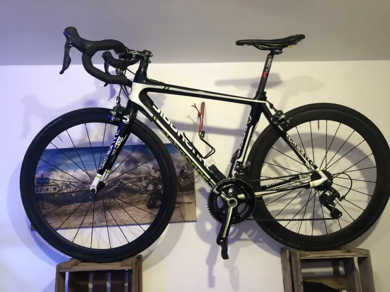 Used Cannondale Synapse Hi-Mod Ultegra 2014 Road & Gravel, Black — image 3 of 13
