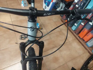 Gebrauchtes Ghost Kato Pro 29 2022 Mountainbike, Hellgrau — Bild 2 von 4