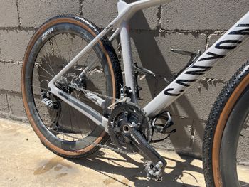 Used Canyon Grizl CF SL 8 2022 Road & Gravel — image 2 of 9
