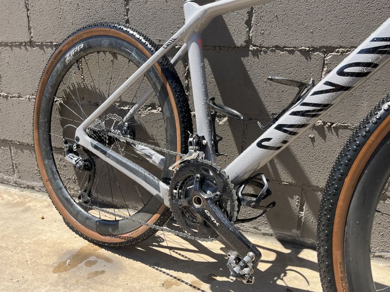 Used Canyon Grizl CF SL 8 2022 Road & Gravel — image 2 of 9