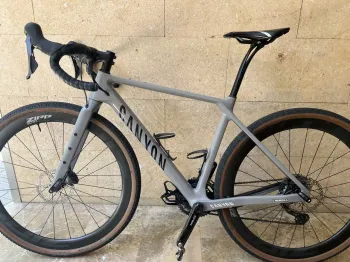Used Canyon Grizl CF SL 8 2022 Road & Gravel — image 1 of 9