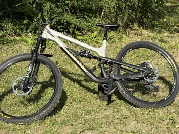 Used Canyon spectral 125 al6 2022 Mountainbike — image 3 of 3