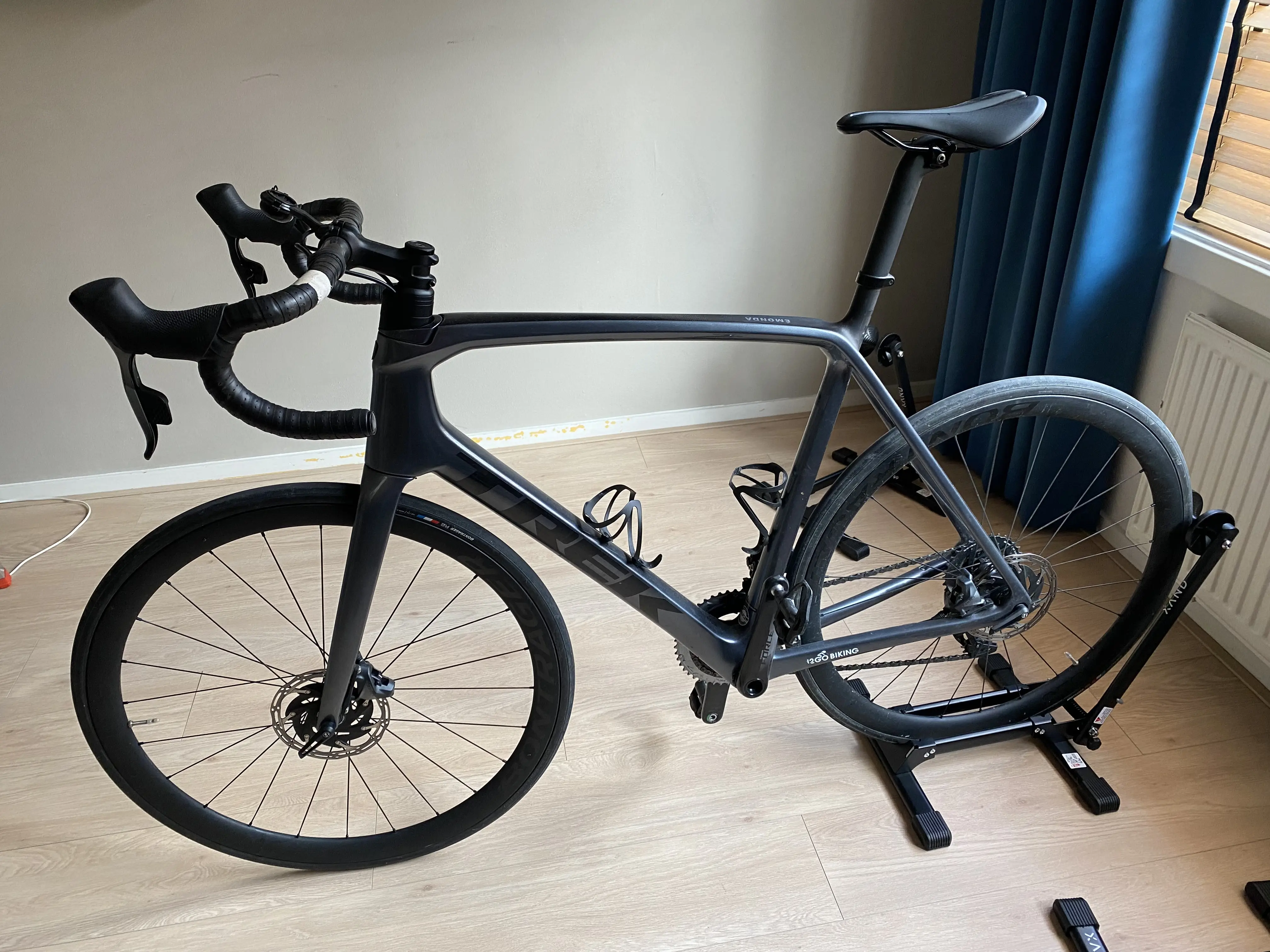 Trek emonda sl7 sales etap 2021