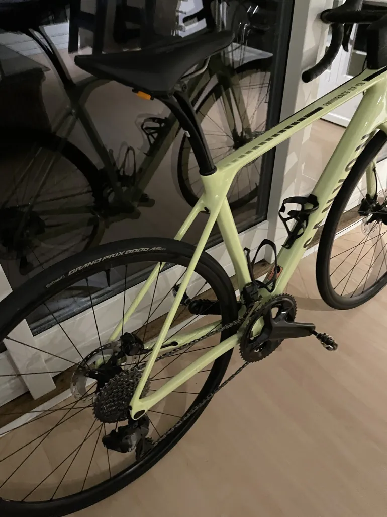Used Canyon Endurace CF SL 8 Di2 2022 Road & Gravel, shop.filter.color.ffff00 — image 2 of 8