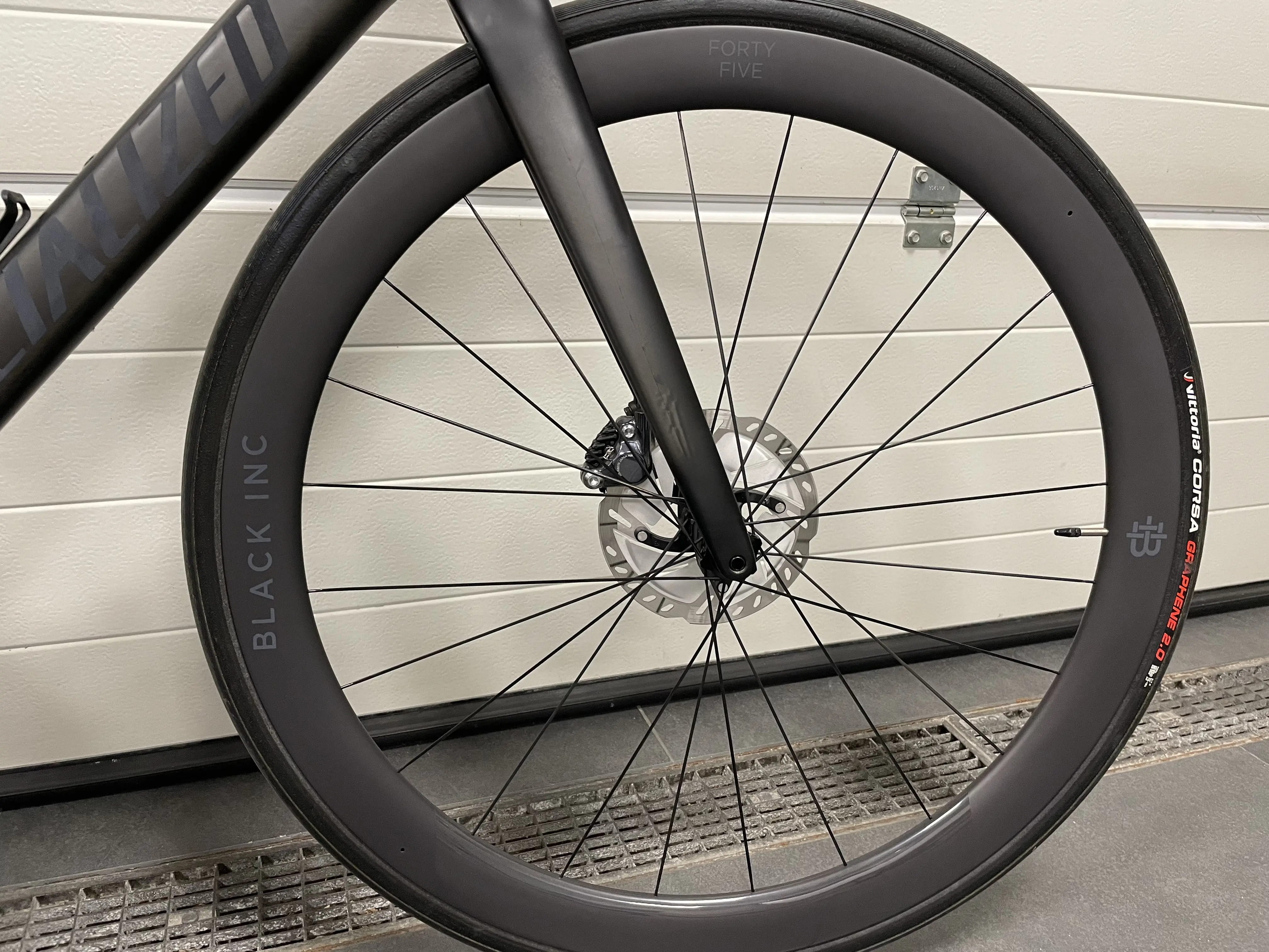 Specialized roubaix online wheels