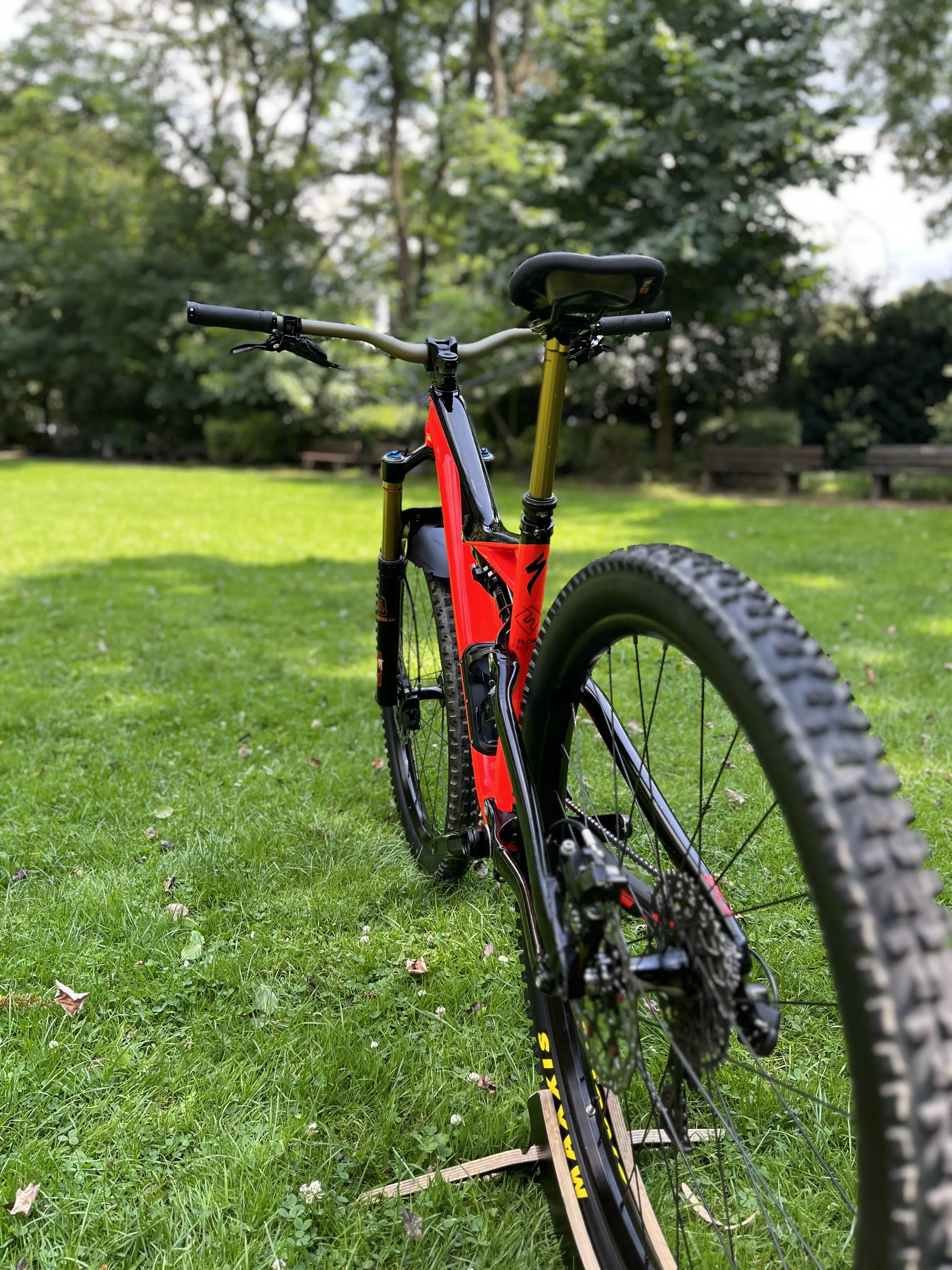 Specialized stumpjumper fsr expert carbon best sale 29 2019