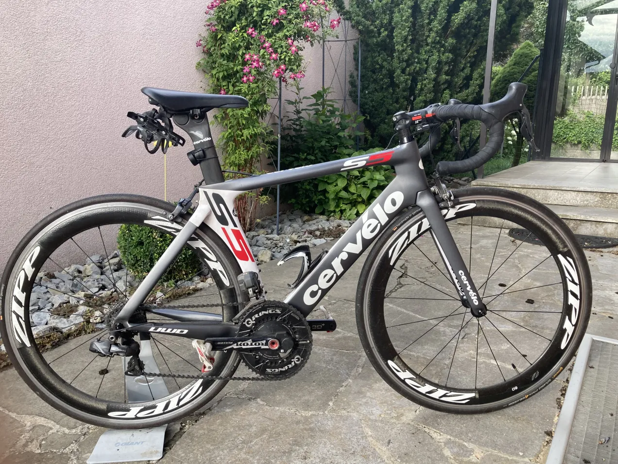 Cerv lo S5 Ultegra Di2 VWD used in S buycycle BG