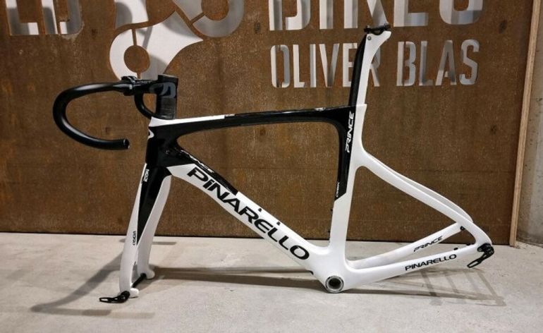 pinarello prince disc frameset