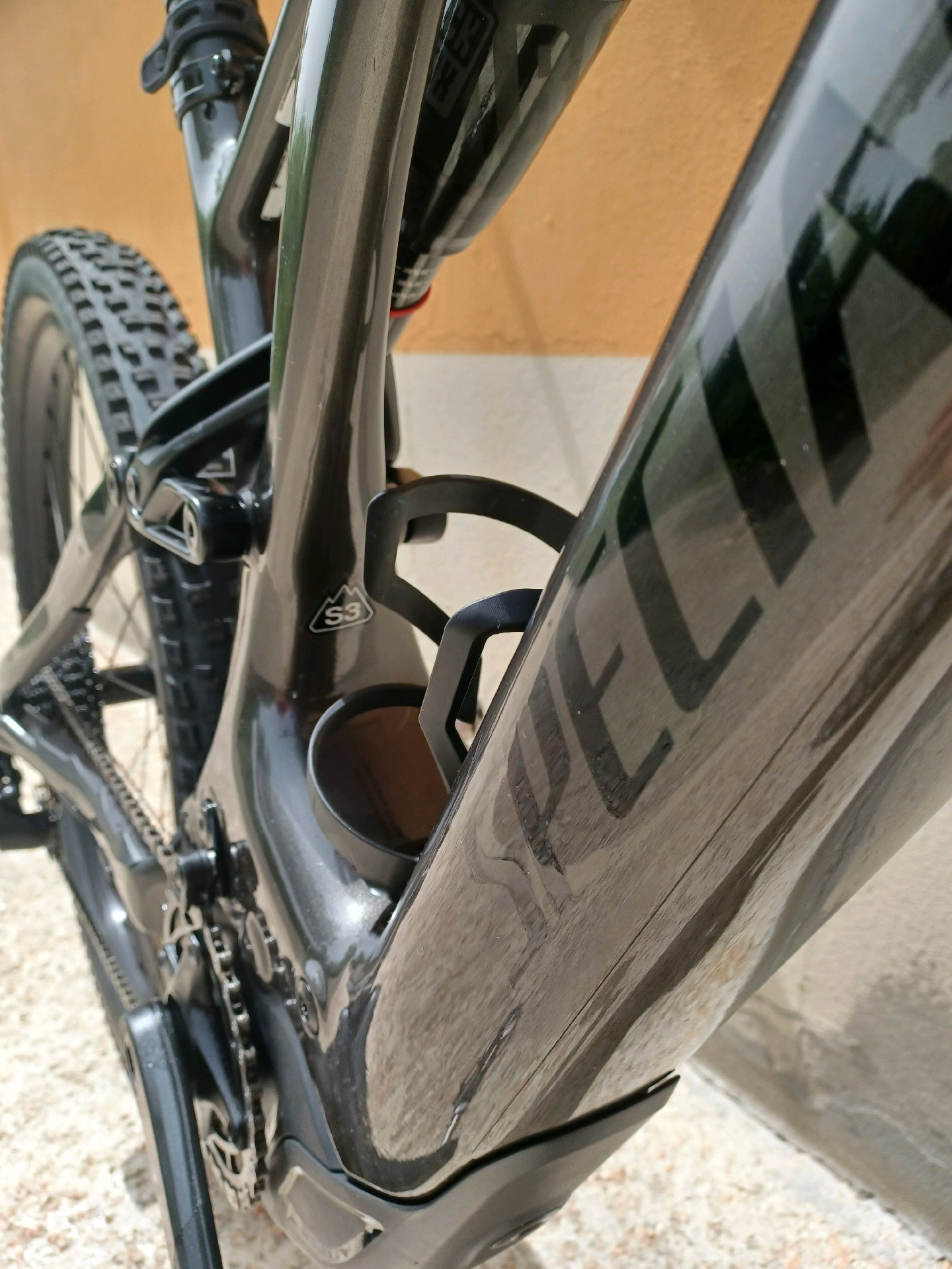 Specialized Turbo Levo Carbon used in M buycycle