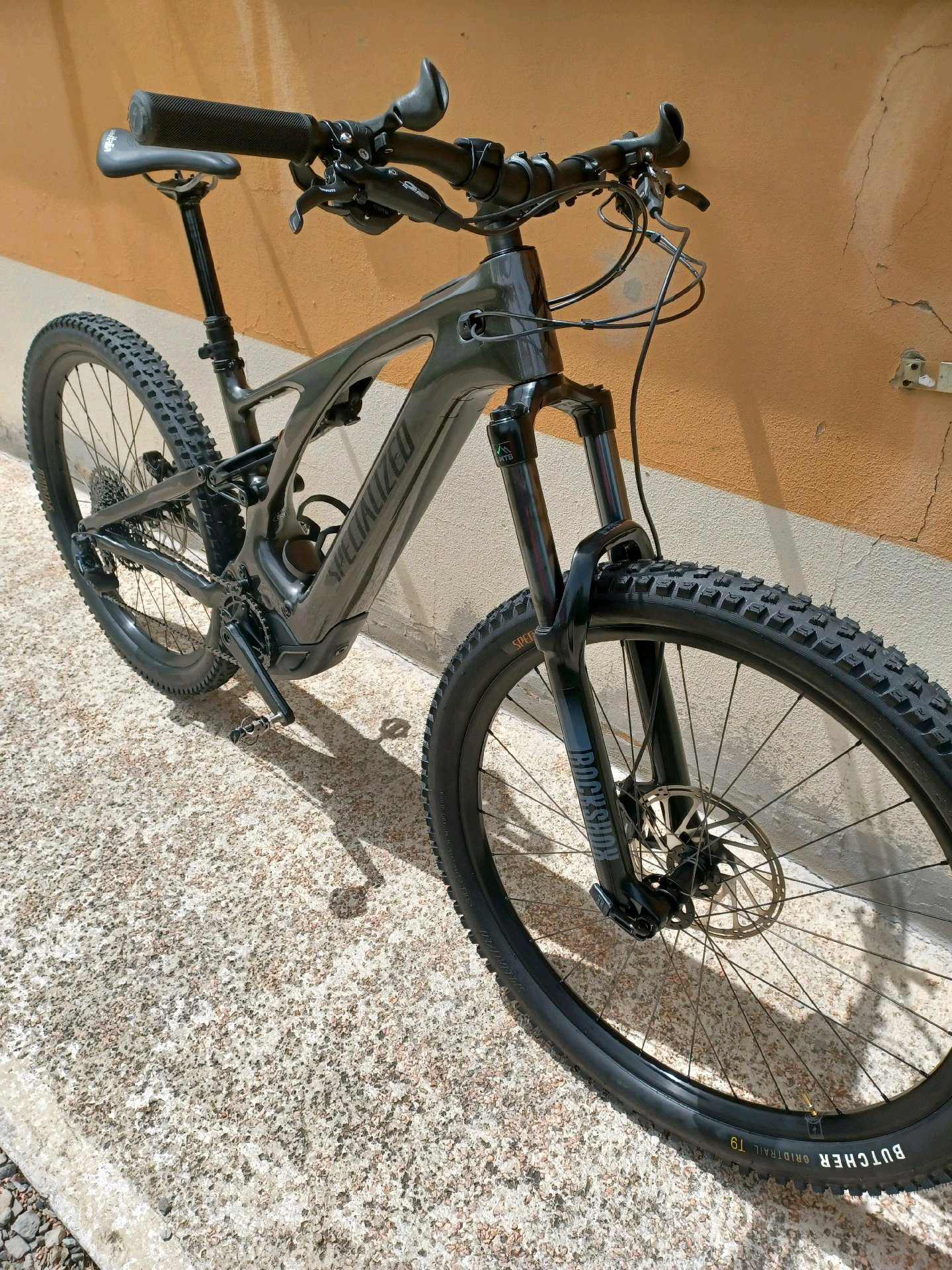 Specialized Turbo Levo Carbon used in M buycycle