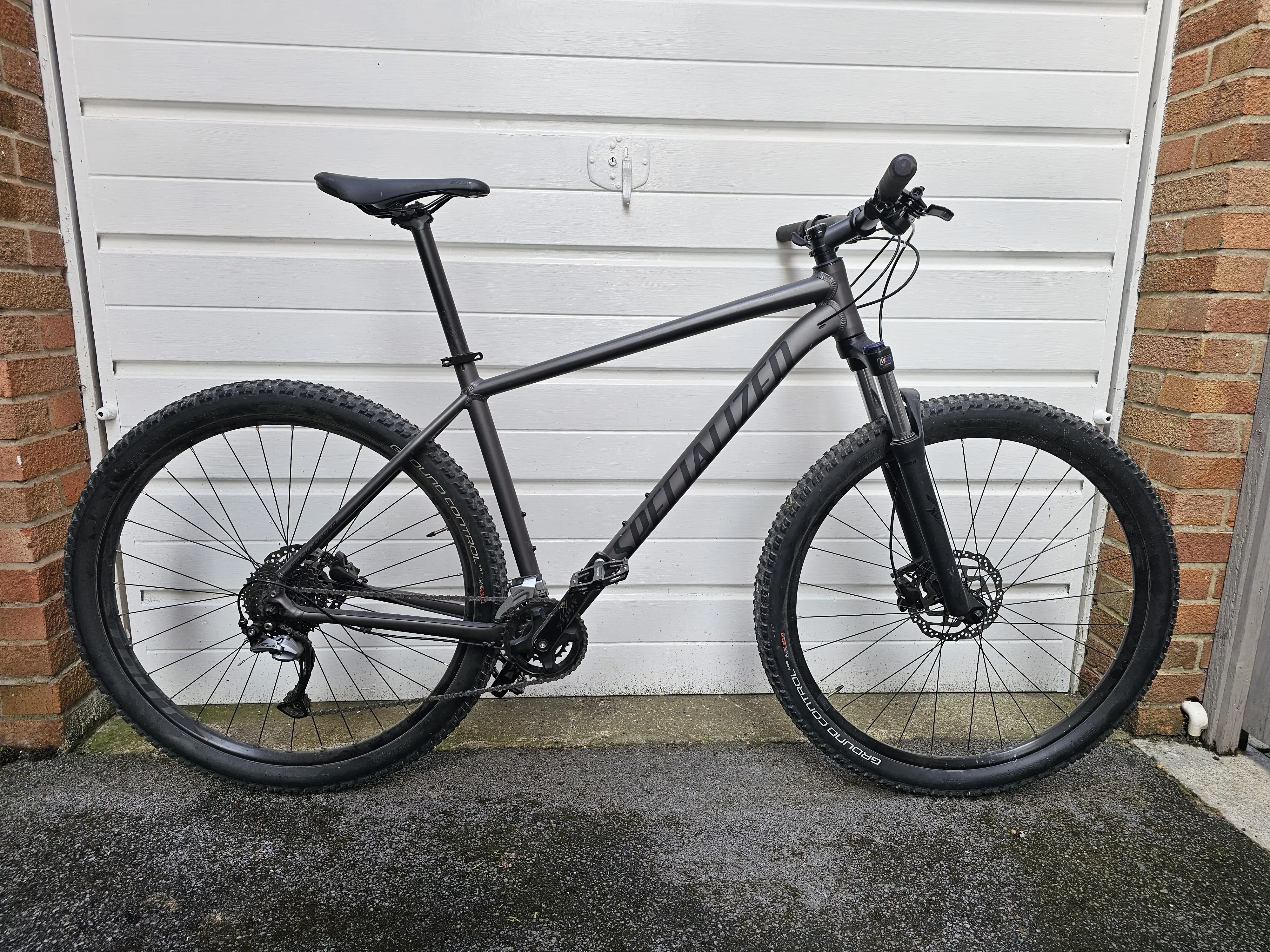 Specialized mudel mida kasutatakse XL buycycle