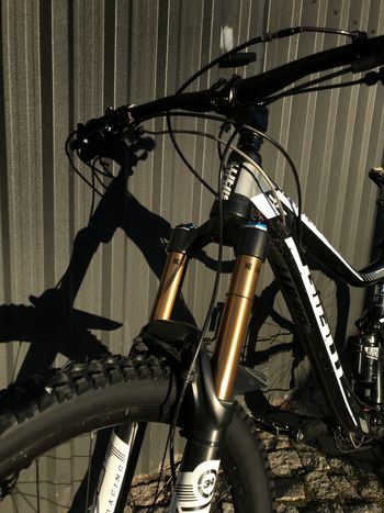 Used Giant Trance 4 2016 Mountainbike, Black — image 2 of 8